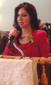 francesca al microfono