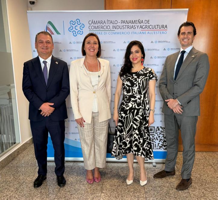 La Sen. La Marca (PD) in missione a Panama incontra la comunità italiana